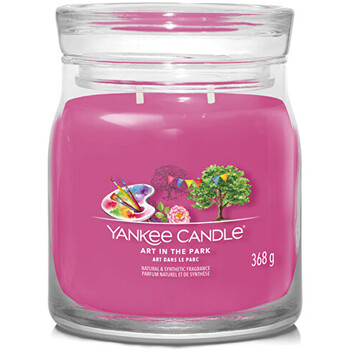 Art In The Park Signature Candle ( umenie v parku ) - Vonná sviečka

